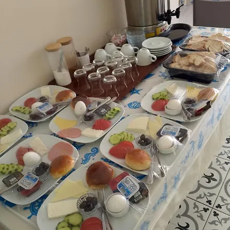 Mavi Liman Отель Кешме